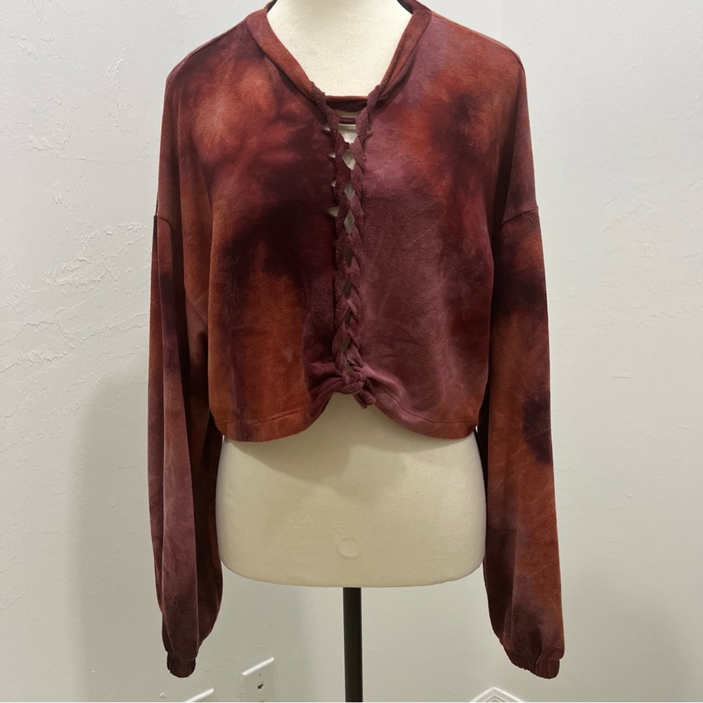Nova Vintage Burgundy Tie-Dye Crop top